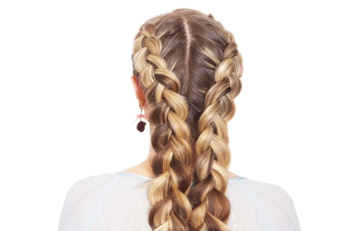 25 Super Cool Hairstyles for Teen Girls