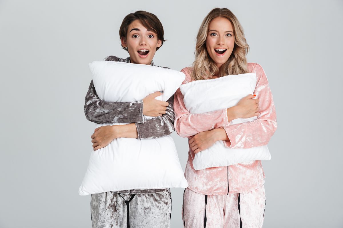 All The Best Activities For Your Next Sleepover With Friends