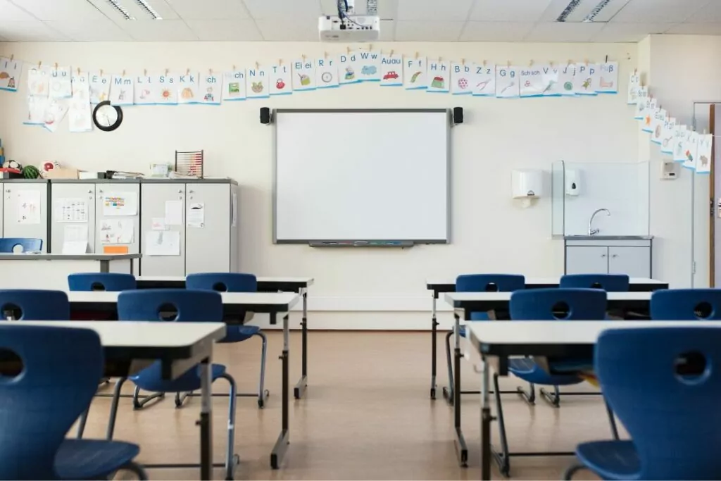 14 Classroom Seating Arrangements That Teachers Will Love